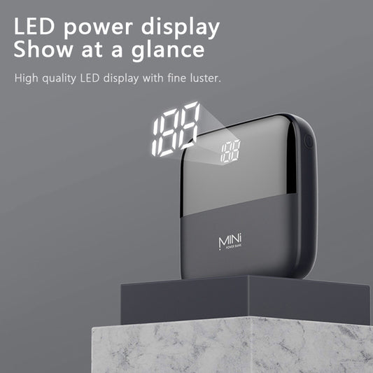 10000mAh Mini Power Bank Mit Frontdisplay Kompakt Quadratformat - Hobbyfy