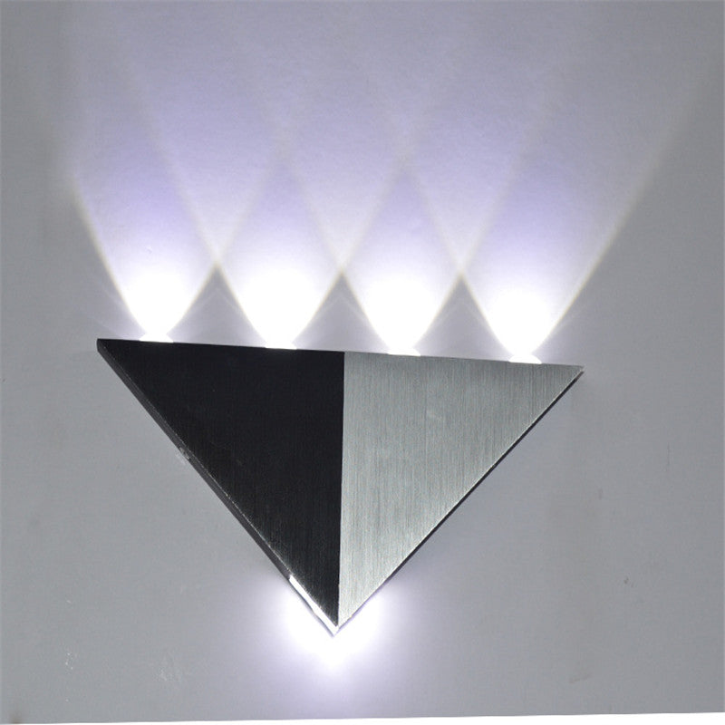 LED Dreieck Wandleuchte Aluminium Für TV Und Wohnraum - Hobbyfy