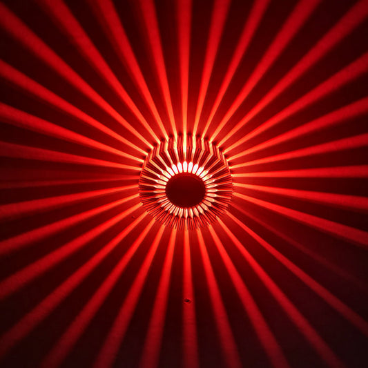 Kreative Wandlampe Aluminium Sonnenblumen Hintergrund Flur