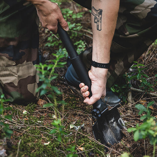 Multifunktionale & Faltbare Kombischaufel Mit Säge Für Camper