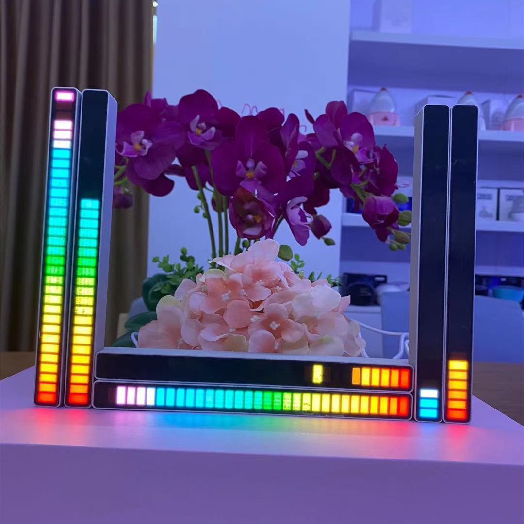 Musikgesteuerte Rhythmuslampe Mit Mikrofon 32 LEDs Farbmodi - Hobbyfy