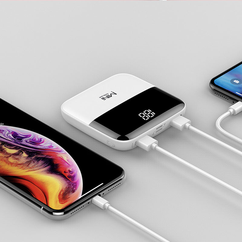 10000mAh Mini Power Bank Mit Frontdisplay Kompakt Quadratformat - Hobbyfy