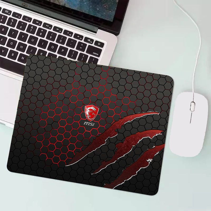 HarzLux Kompaktes Gaming Mauspad Mit Harz-Oberfläche Für Präzision - Hobbyfy