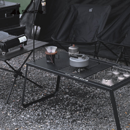 Fireback Outdoor Multifunktionstisch aus Kohlenstoffstahl - Hobbyfy