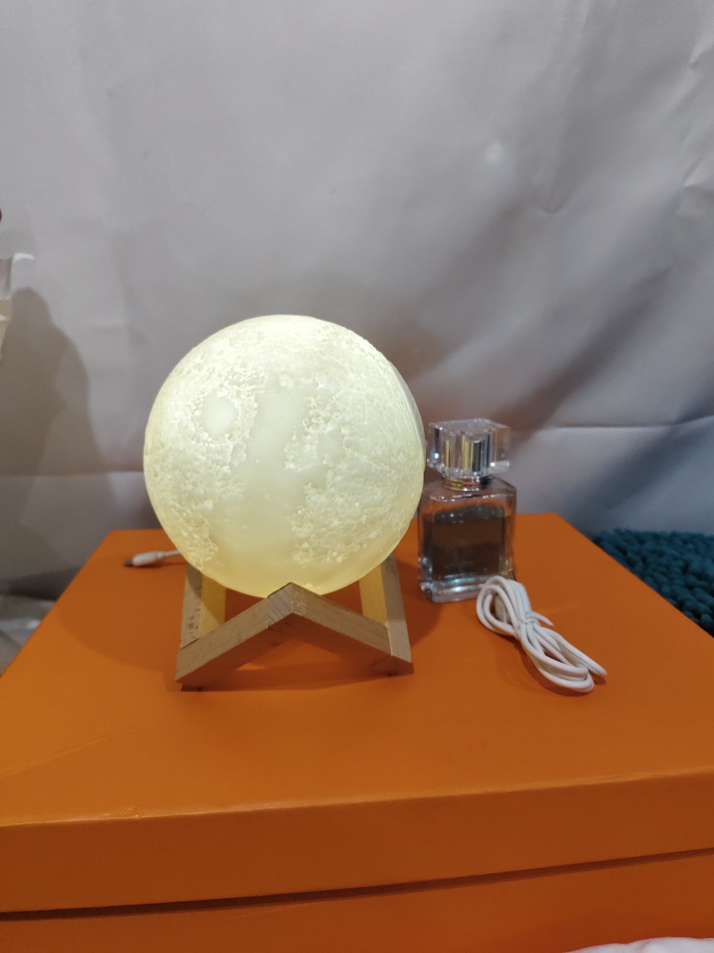 Lunar Luftbefeuchter Nachtlicht Mond-Design 880 ml 13 cm